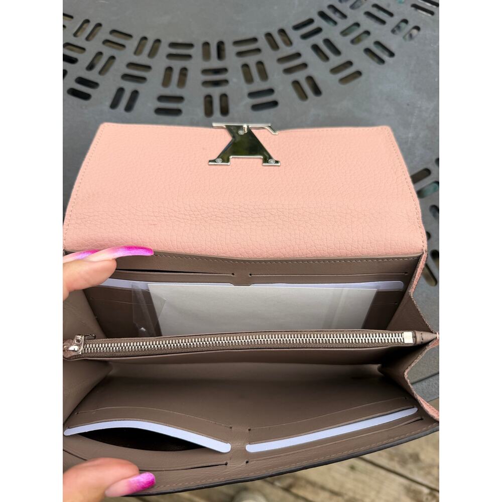 Louis Vuitton Portefeuille Capucines Long Wallet Pink  EUC W/ COA - Picture 3 of 10